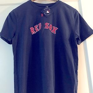 Red Sox under Armour shirt boys youth M